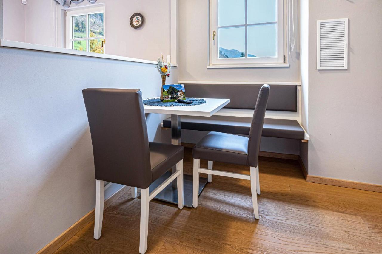 Alpen Living 1 Stock Klein Apartment Кадипиетра Екстериор снимка
