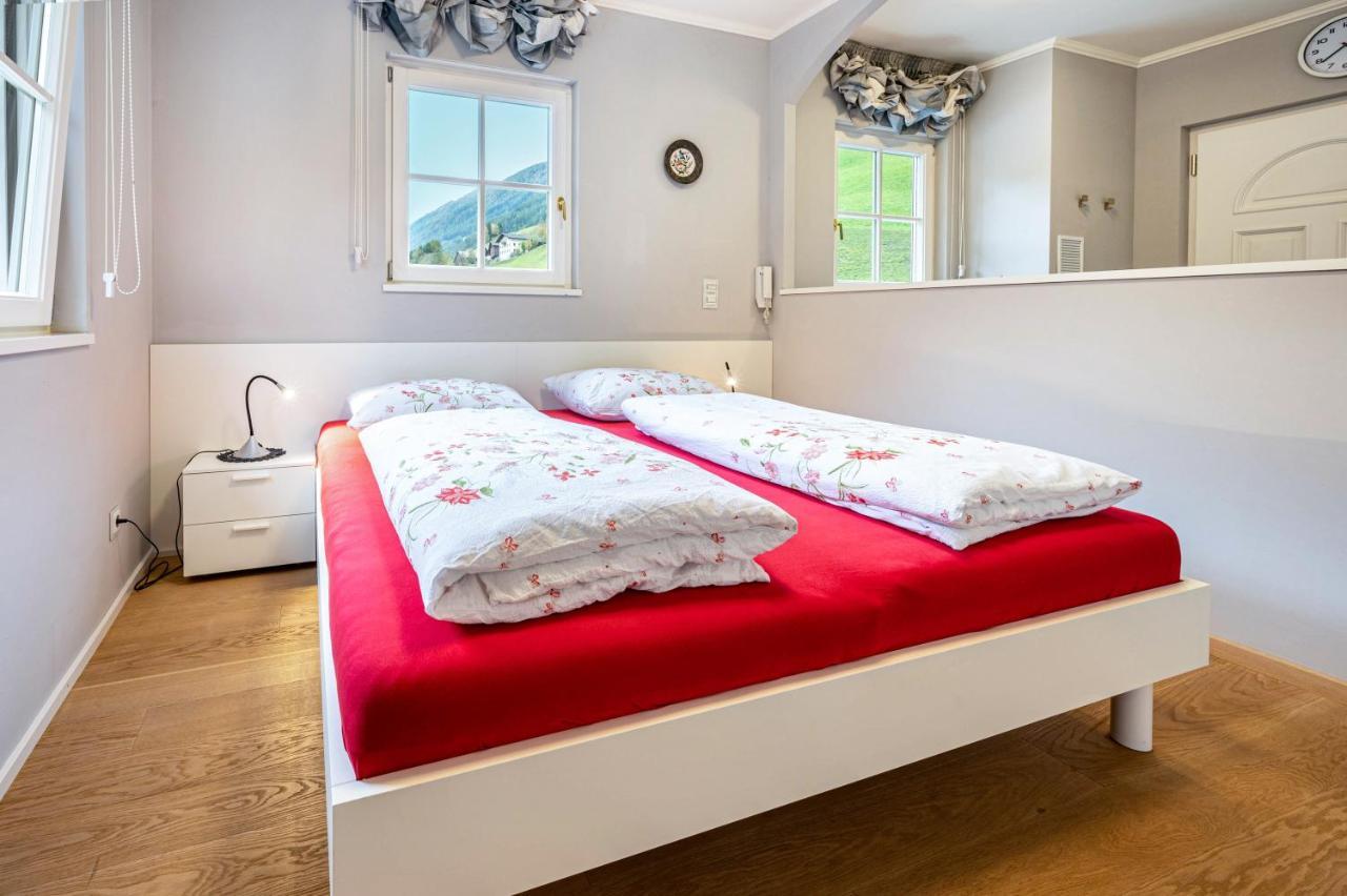 Alpen Living 1 Stock Klein Apartment Кадипиетра Екстериор снимка